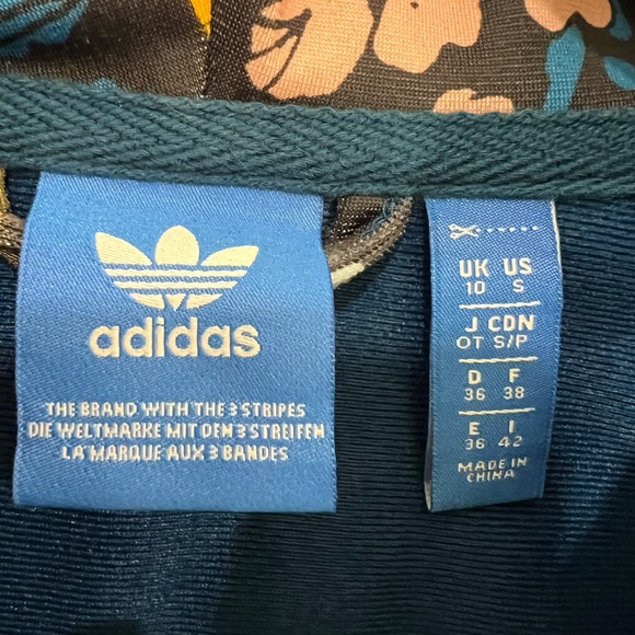 Women’s Adidas Jacket Size S - Picture 3 of 5